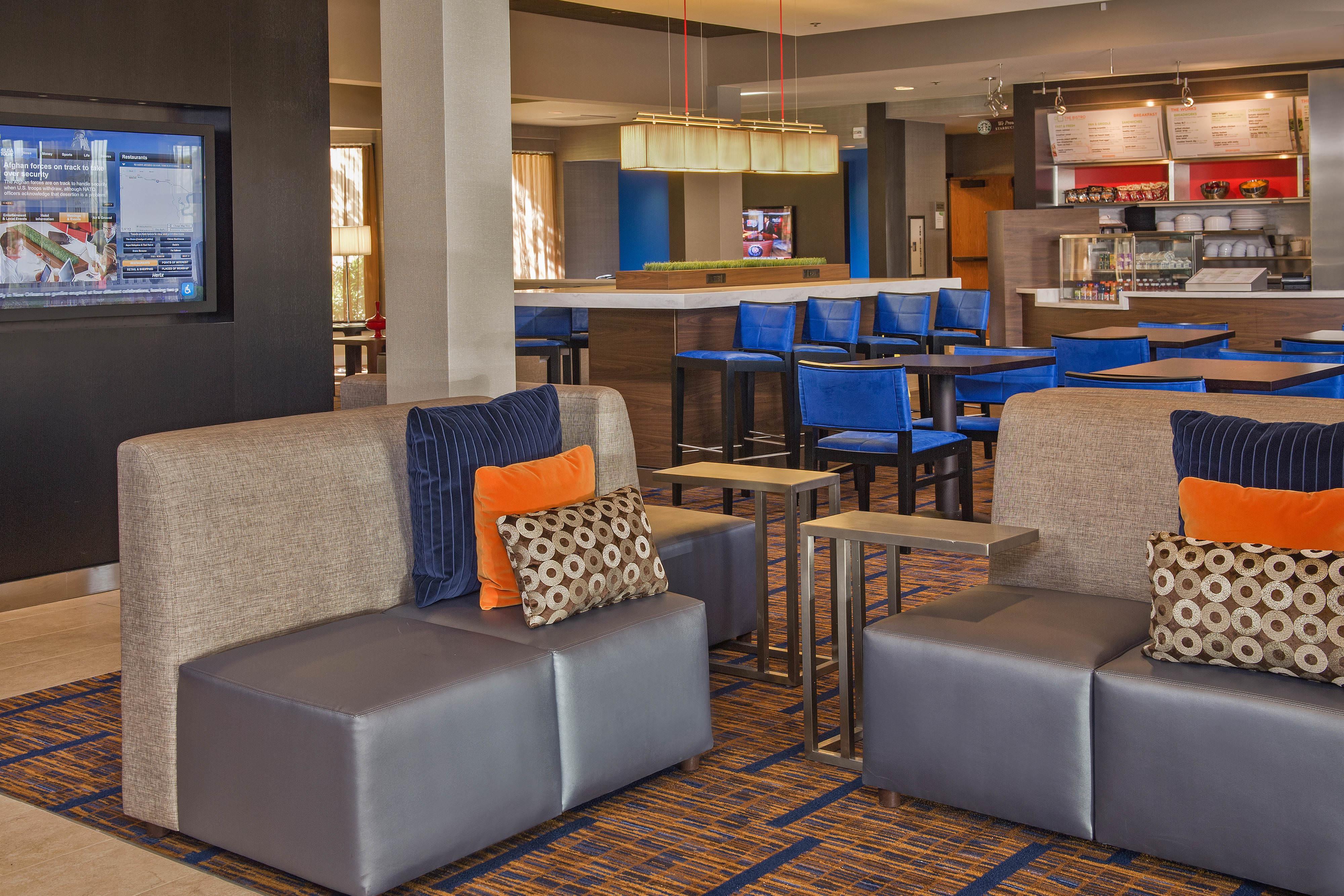 Отель Sonesta Select Philadelphia Airport Экстерьер фото