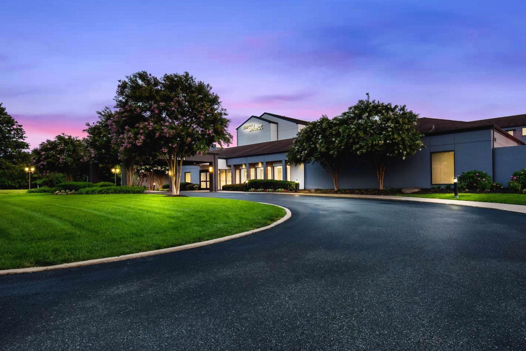 Отель Sonesta Select Philadelphia Airport Экстерьер фото
